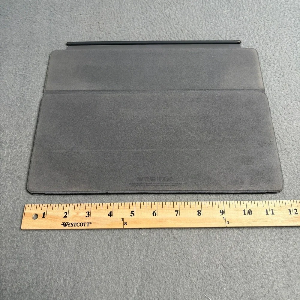 Apple smart keyboard